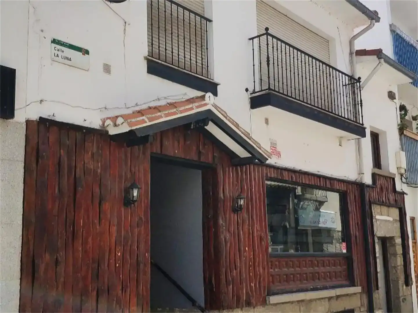 Vista exterior de Casa adosada en venta en El Espinar pueblo