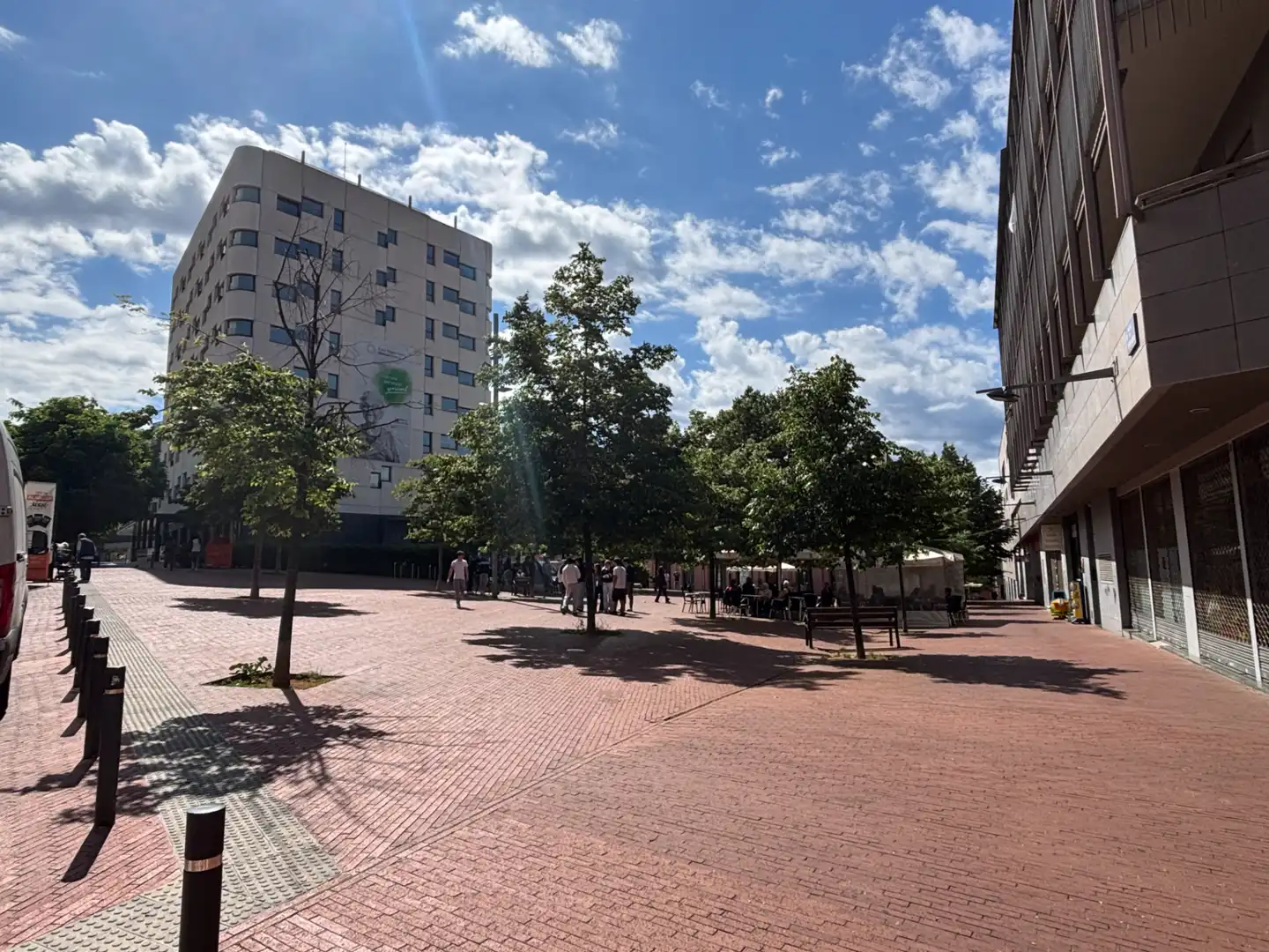 Vista exterior de Pis en venda en Terrassa amb Aire condicionat, Parquet i Forn