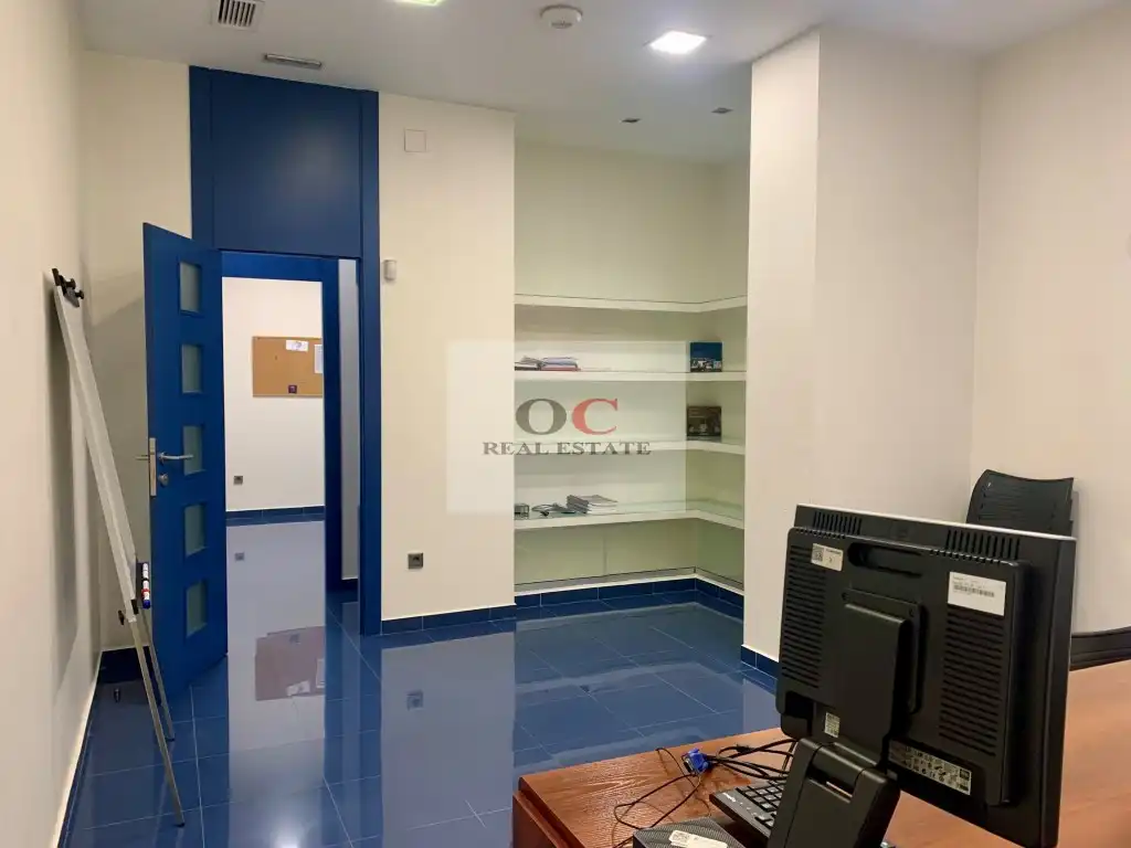 Local comercial en venda a Calle Olof Palme, imagen 8