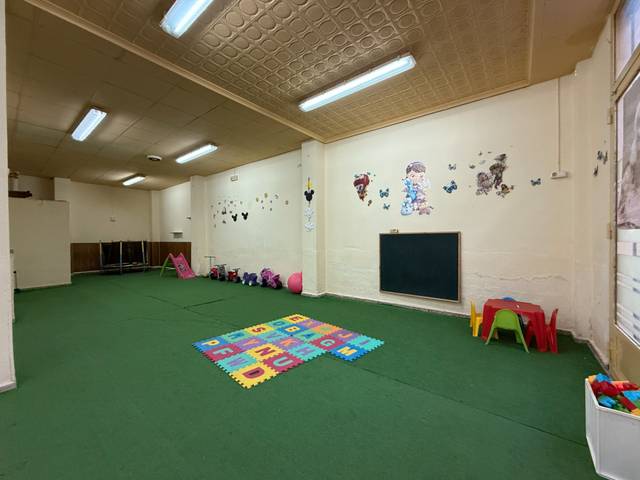 Local comercial en Venta en Carrer del Riu Túria en Ensanche - Río Júcar