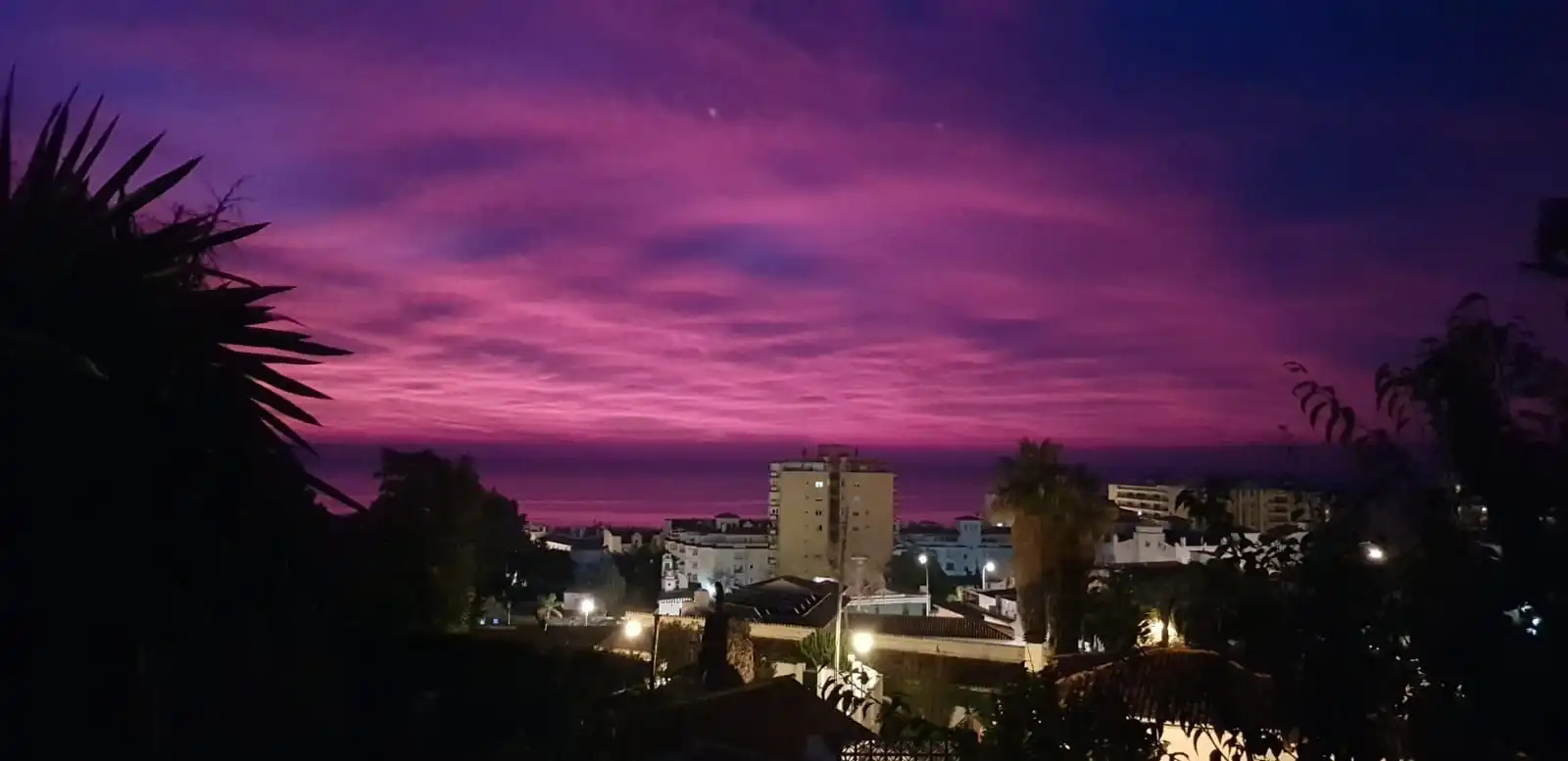 Außenansicht von Haus oder Chalet zum Verkauf in Torremolinos mit Privatgarten und Terrasse