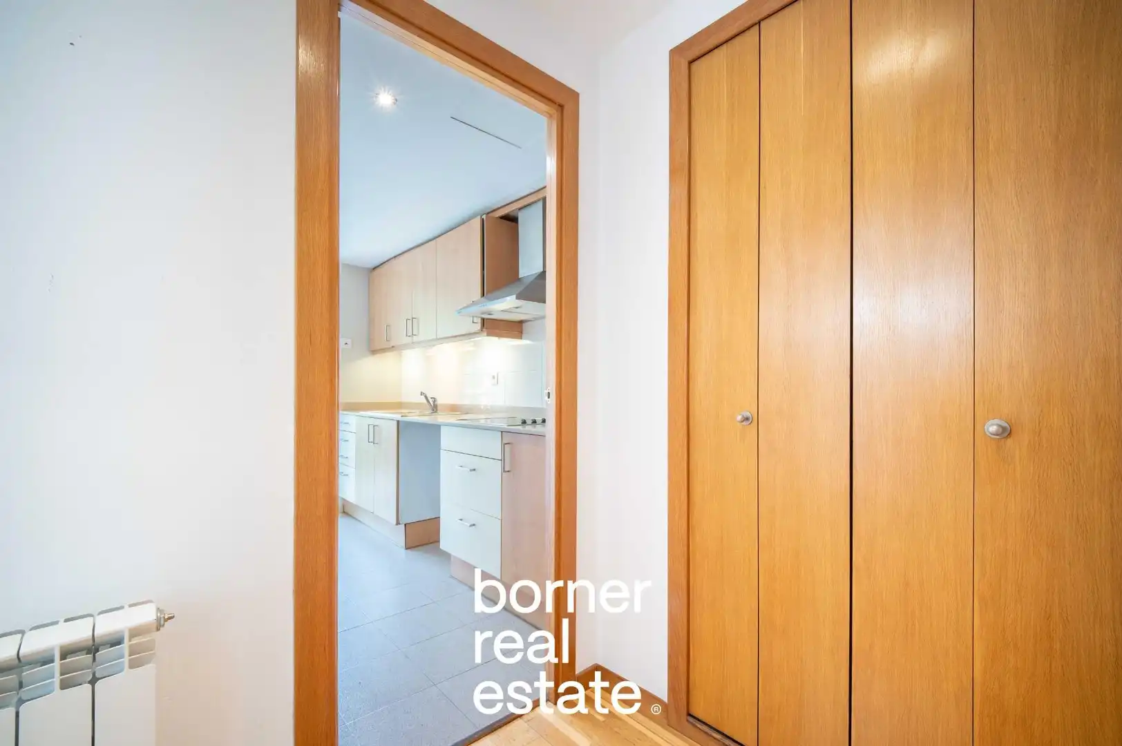 Vista exterior de Piso en venta en Sant Cugat del Vallès con Aire acondicionado, Calefacción y Jardín privado