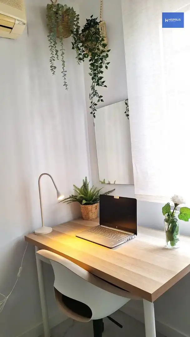 Habitación de Estudio de alquiler en Sevilla con Aire acondicionado, Calefacción y Amueblado
