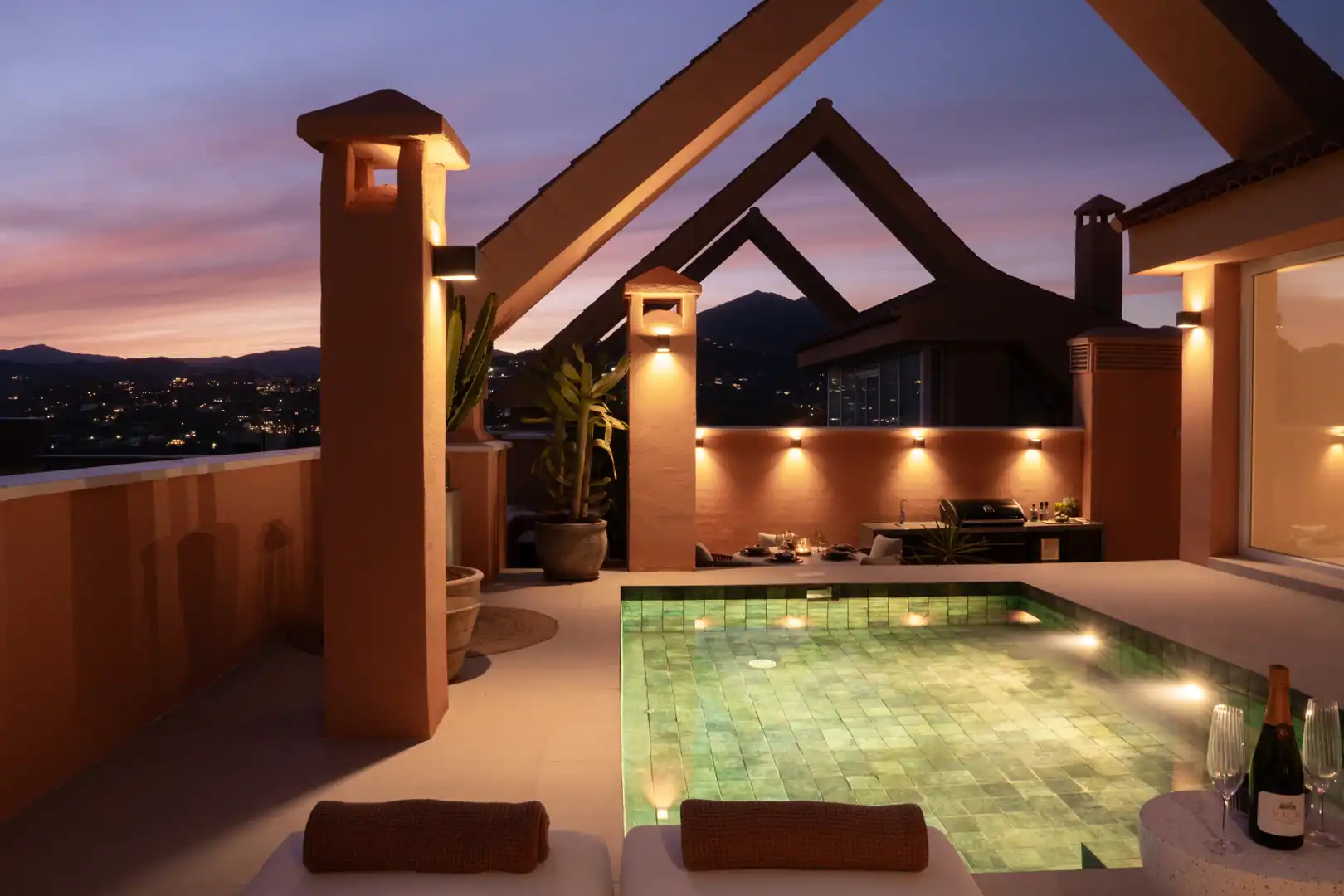Terrassa de Àtic en venda en Marbella amb Aire condicionat, Terrassa i Piscina