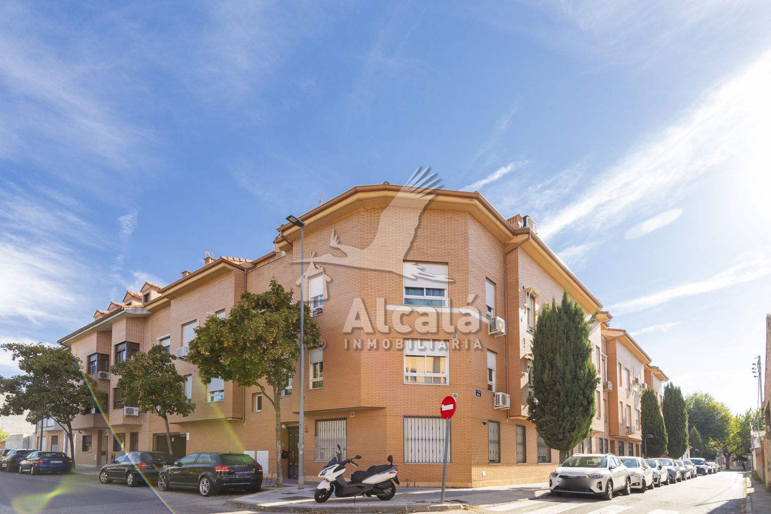 Exterior view of Flat for sale in Azuqueca de Henares  with Air Conditioner and Heating