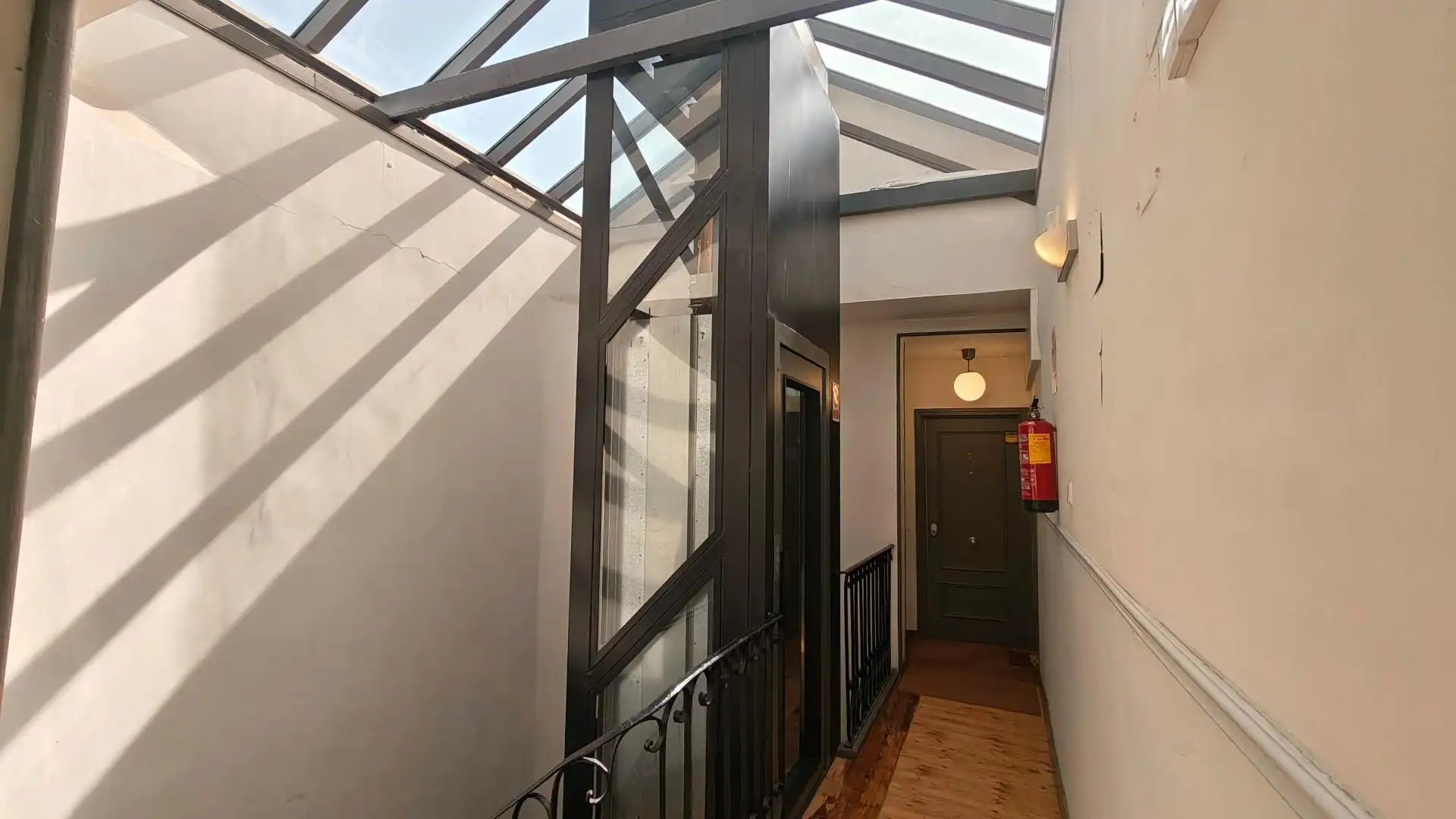 Study for rent in Madrid  with Heating