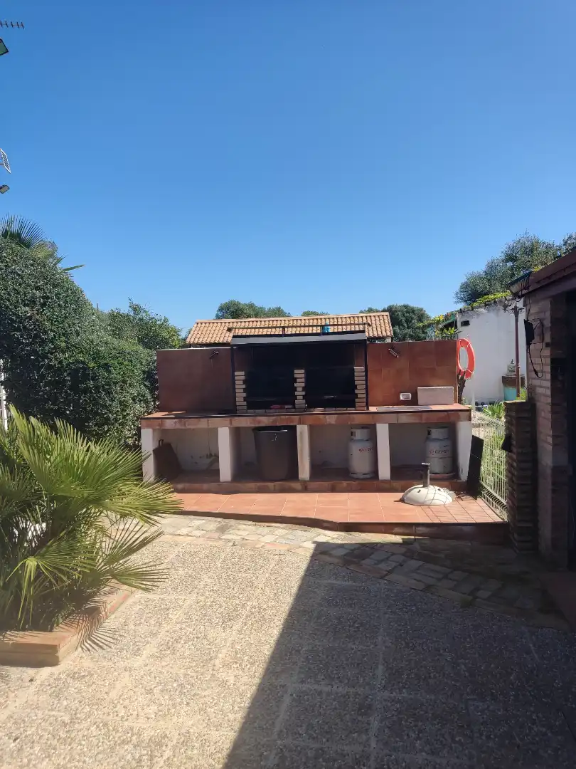 Edifici en venda en Benalup-Casas Viejas amb Piscina comunitària