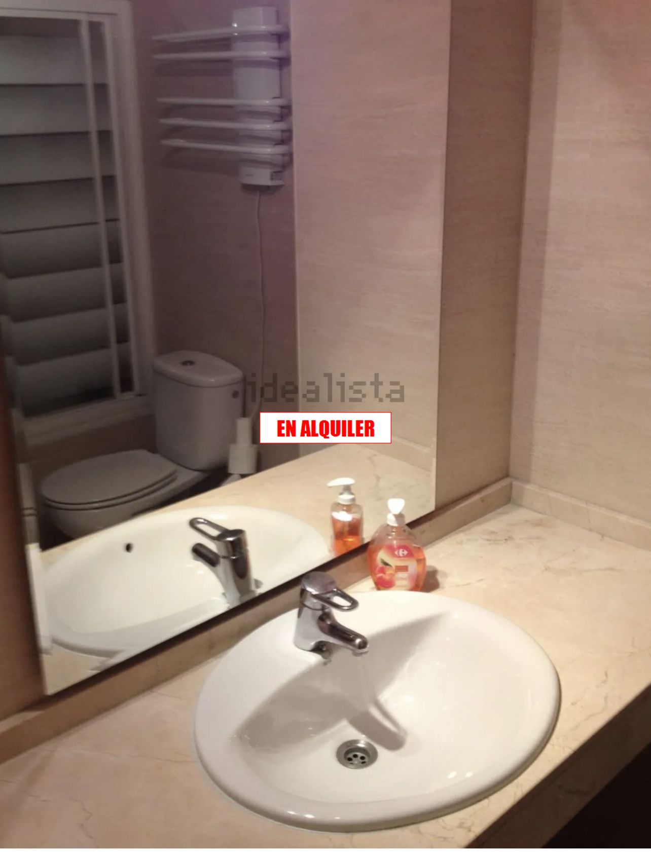 Baño de Piso de alquiler en Ciudad Real Capital con Aire acondicionado, Trastero y Piscina