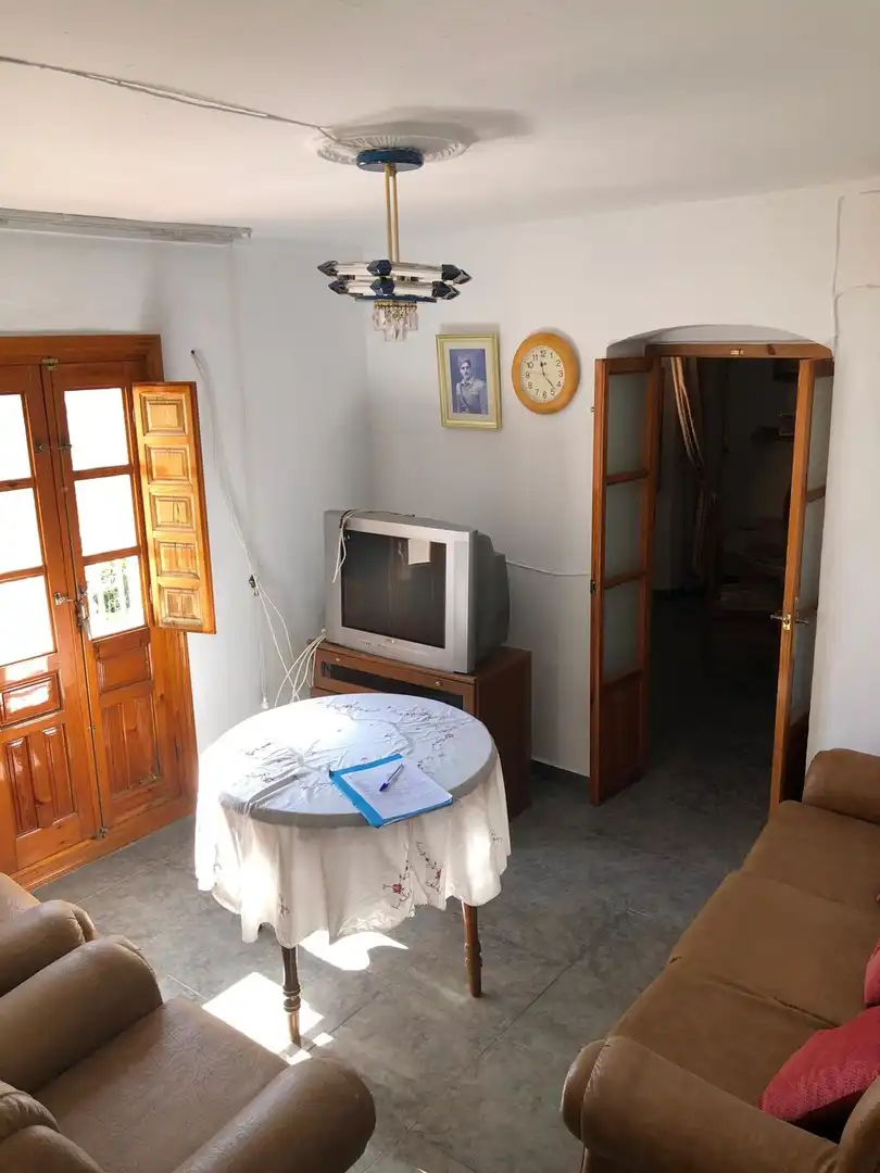 Casa rústica amb terrassa en venda a Cómpeta, imagen 12
