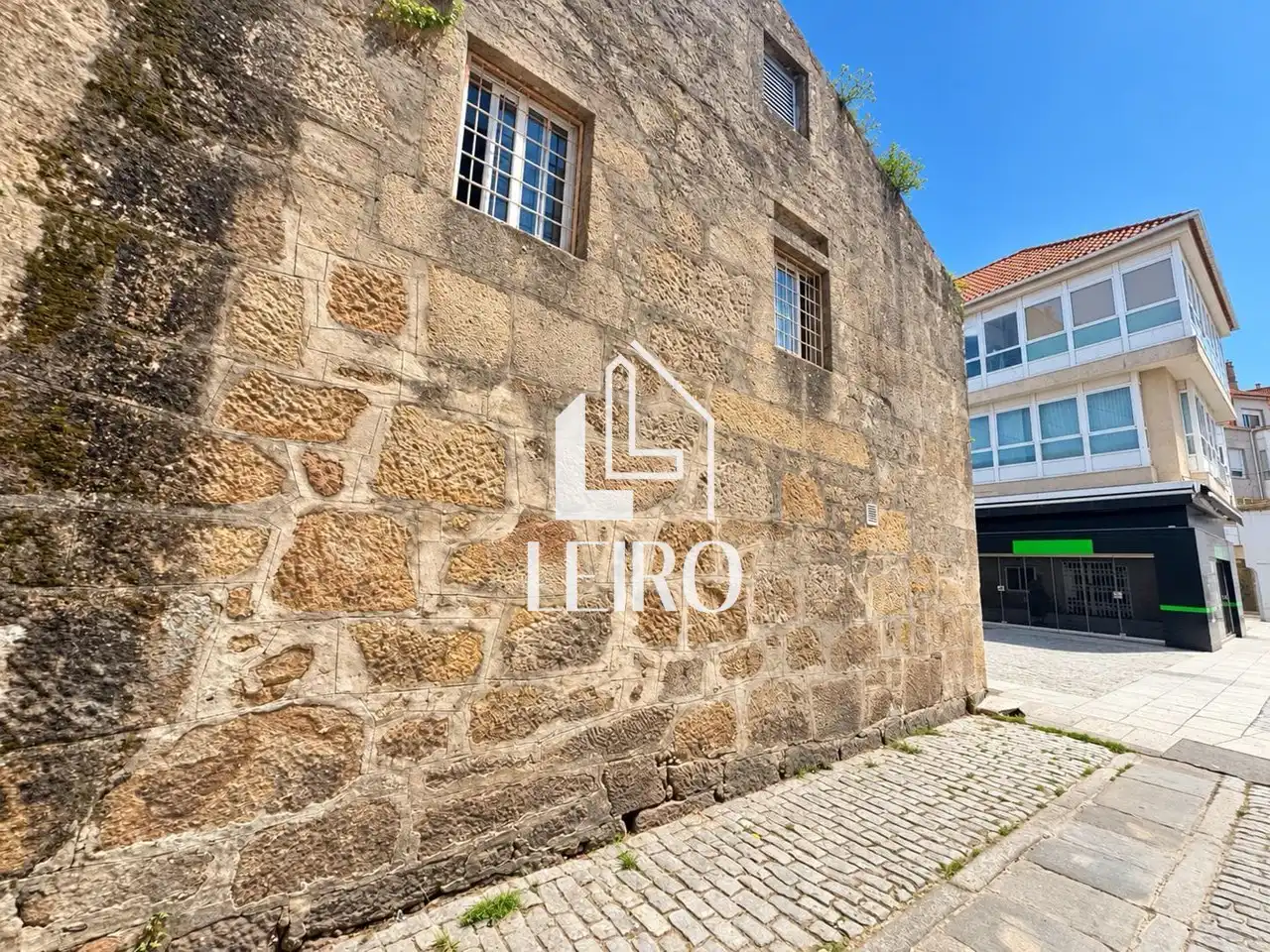 Local comercial de lloguer a Vilagarcía, imagen 2