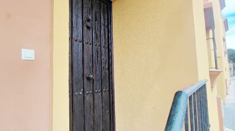 Foto 2 de Casa adosada en venda a Calle Prolongación Calvario, 28, Los Barrios, Cádiz