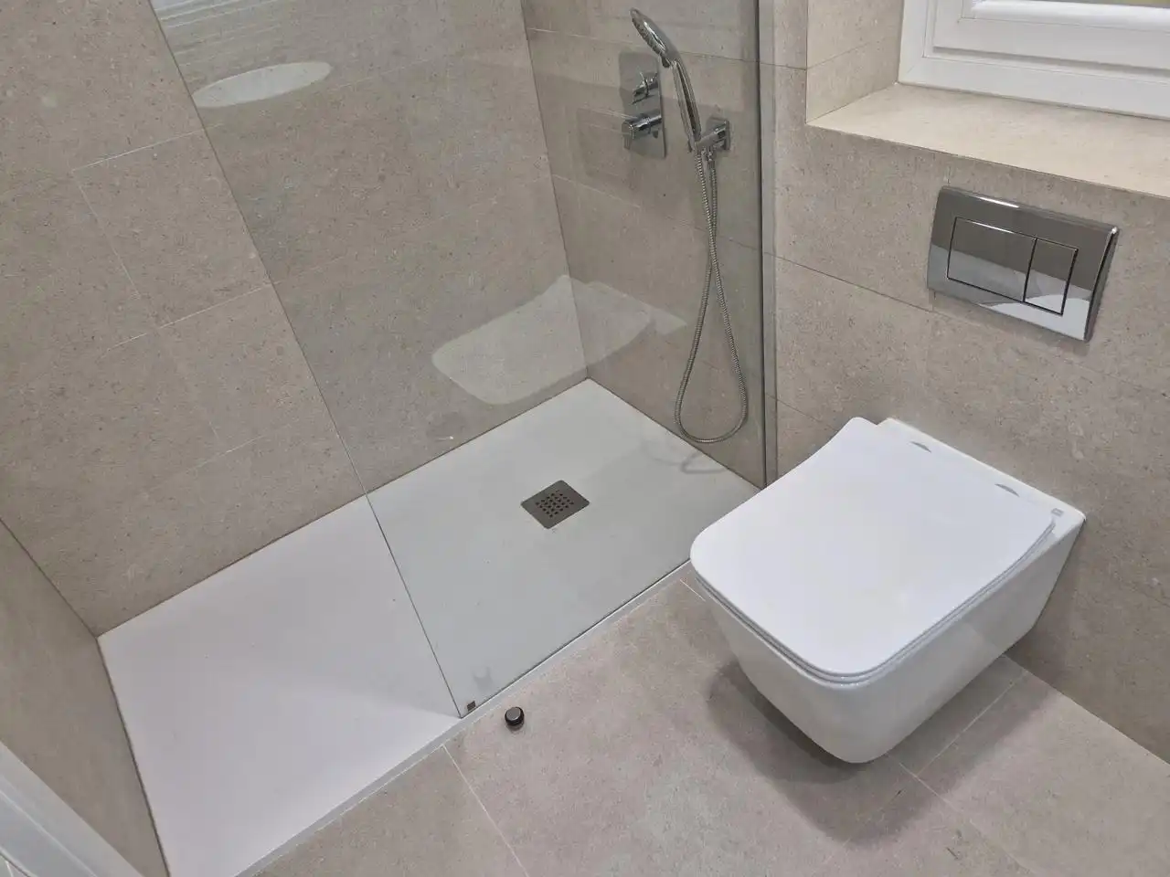 Baño de Piso en venta en Madrid con Aire acondicionado y Calefacción