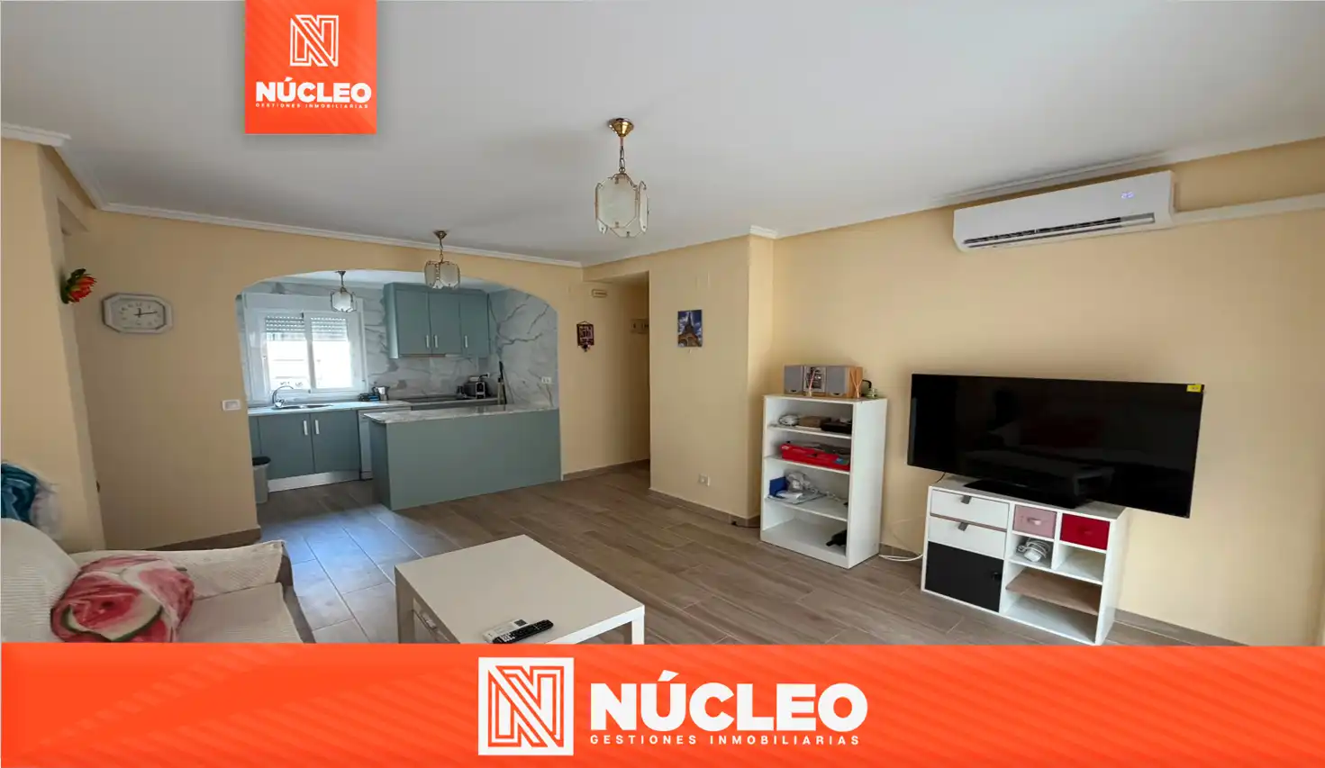 Kitchen of Flat for rent in Torrevieja  with Air Conditioner, Parquet flooring and Furnished