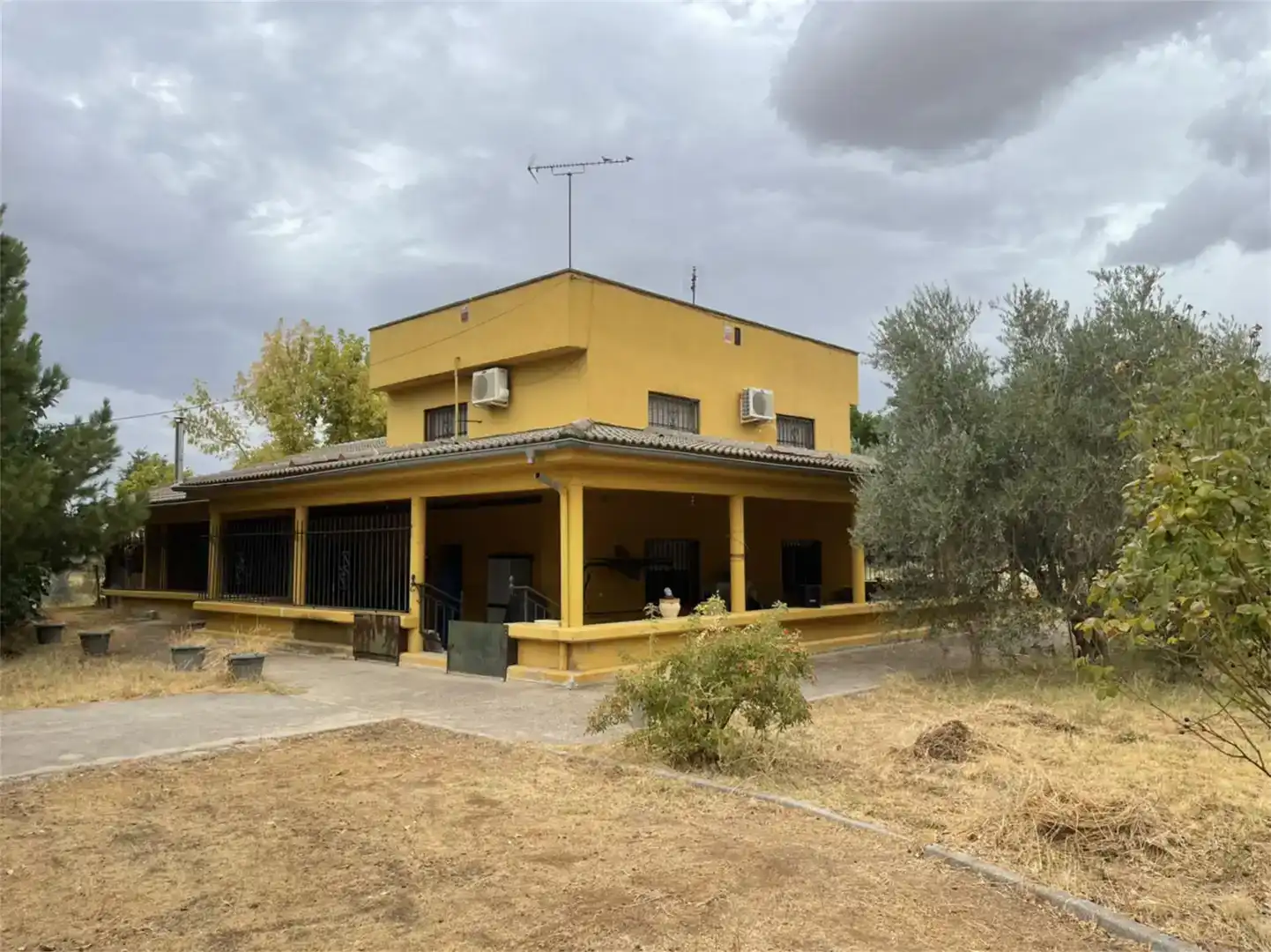 Exterior view of Houses for sale in Otero, Toledo