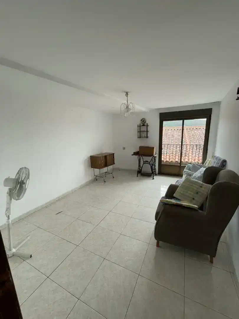 Sala de estar de Piso en venta en Gata con Trastero, Lavadora y Microondas