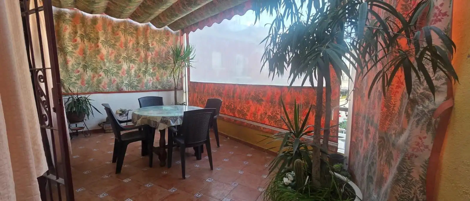 Piso en venta en Calle Casablanca, El Bajondillo