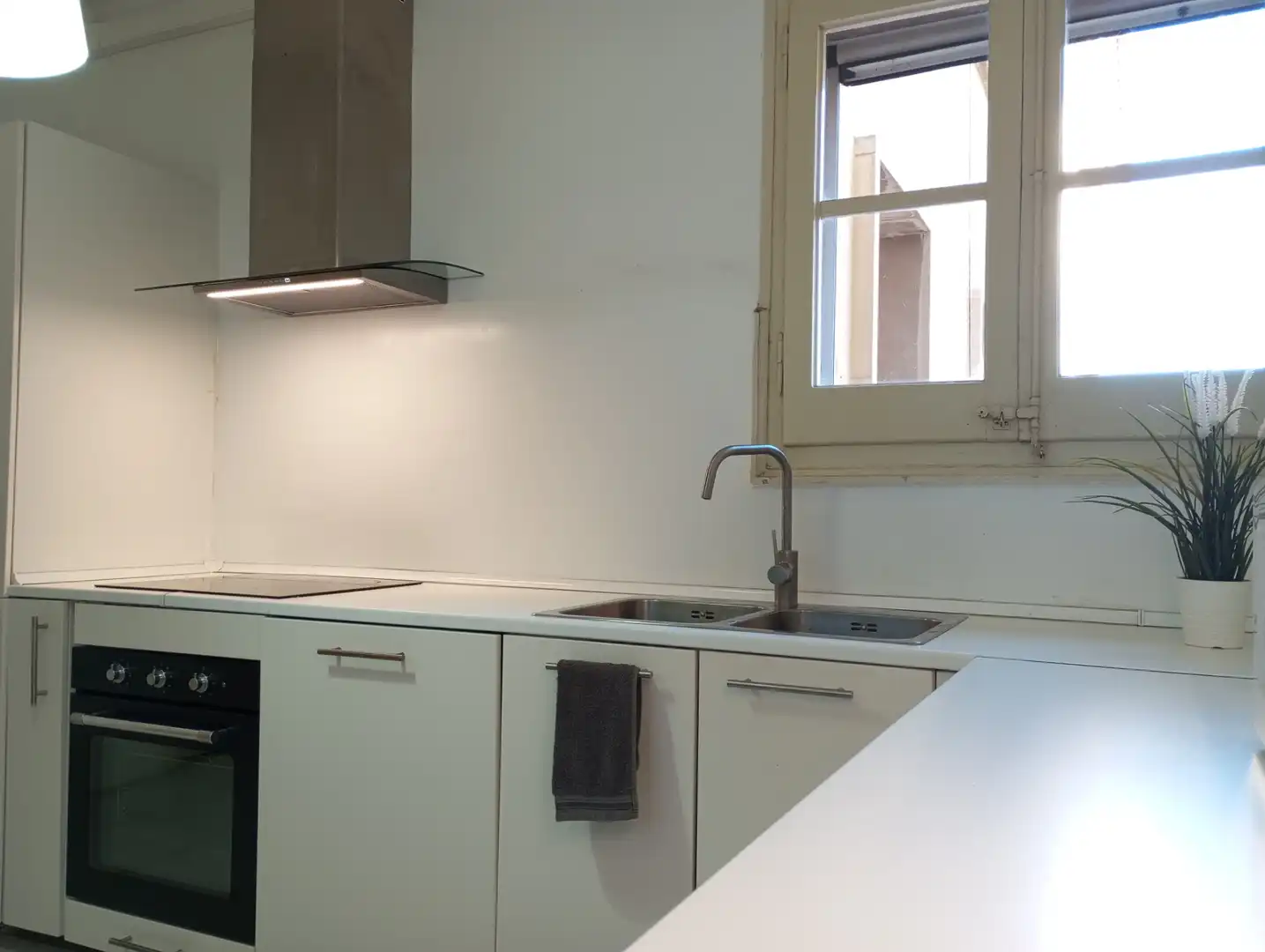 Cocina de Piso en venta en Figueres con Calefacción, Trastero y Horno