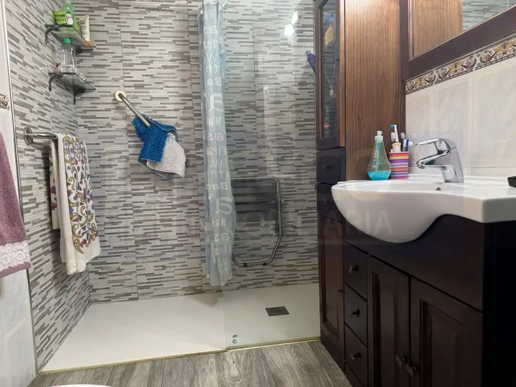 Bany de Casa o xalet en venda en Baños de Rioja