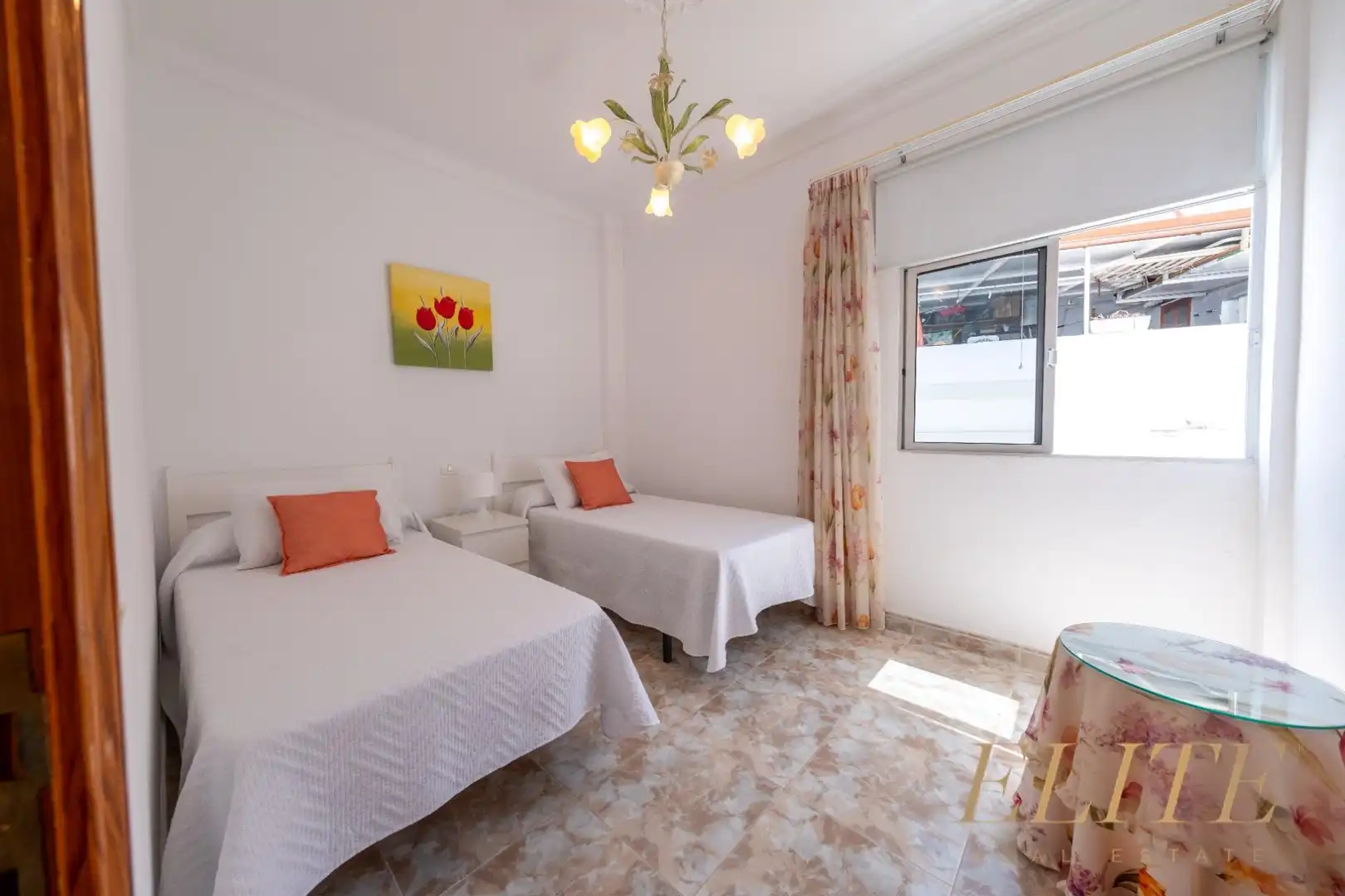 Schlafzimmer von Gebäude zum Verkauf in Mogán