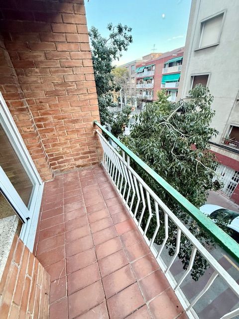 Terrassa de Pis en venda en  Barcelona Capital amb Balcó