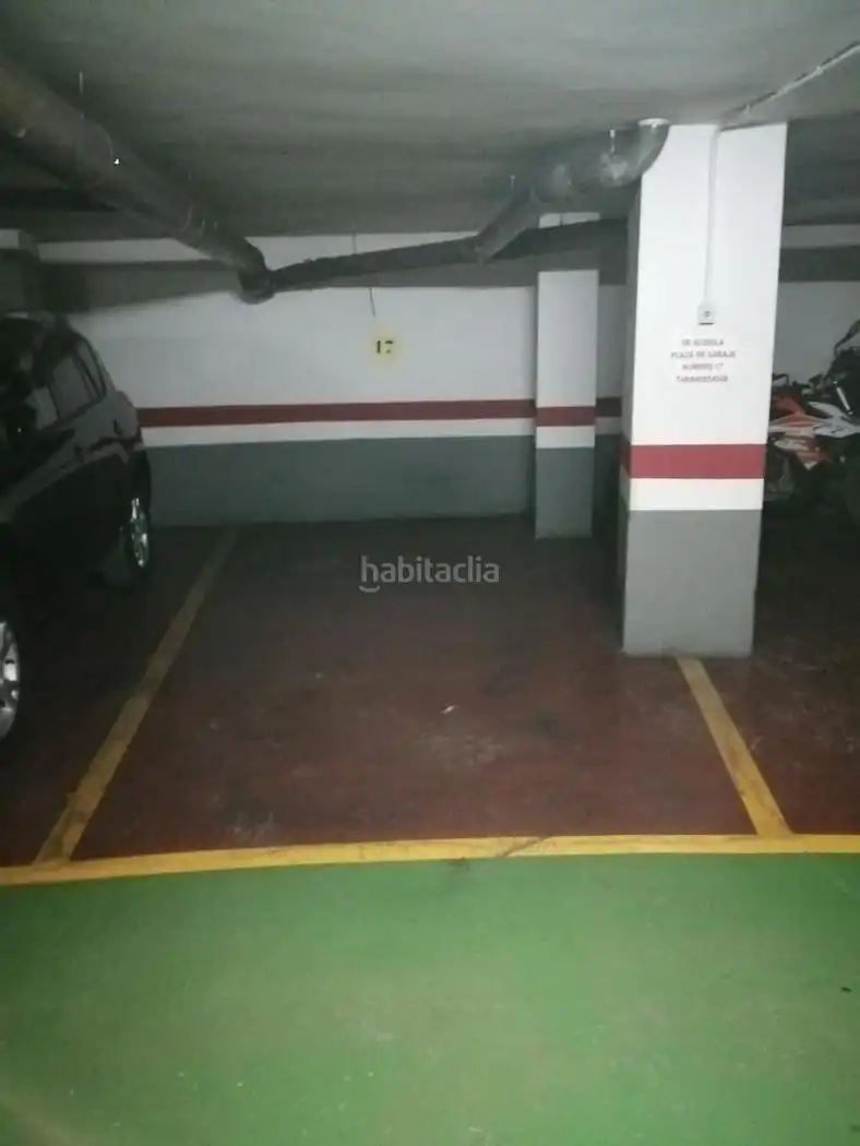 Individuale in affitto a Plaza la Constitución 7