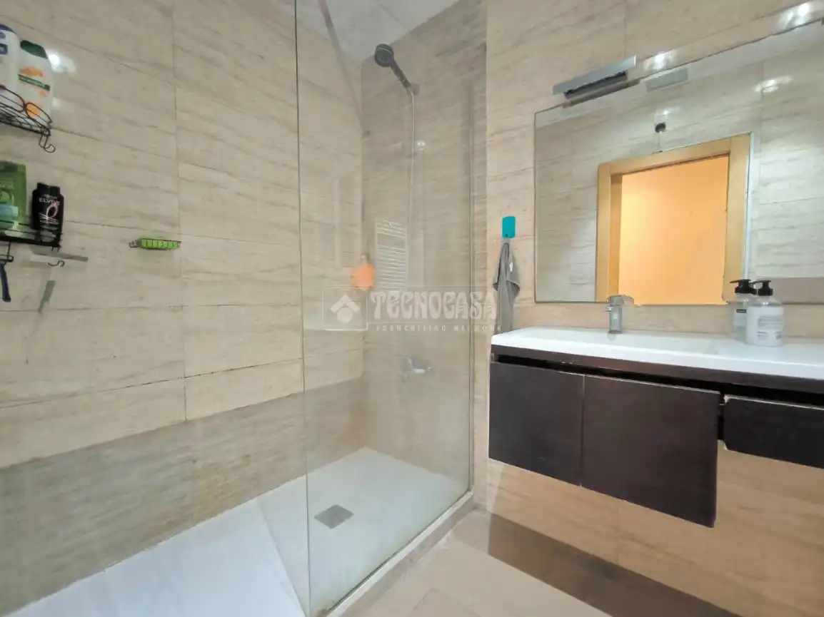 Baño de Piso en venta en Barcelona con Balcón