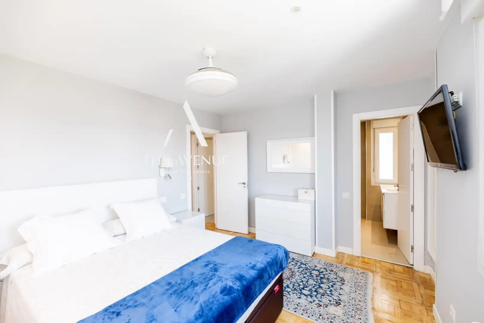 Habitación de Piso en venta en Madrid con Aire acondicionado, Calefacción y Jardín privado