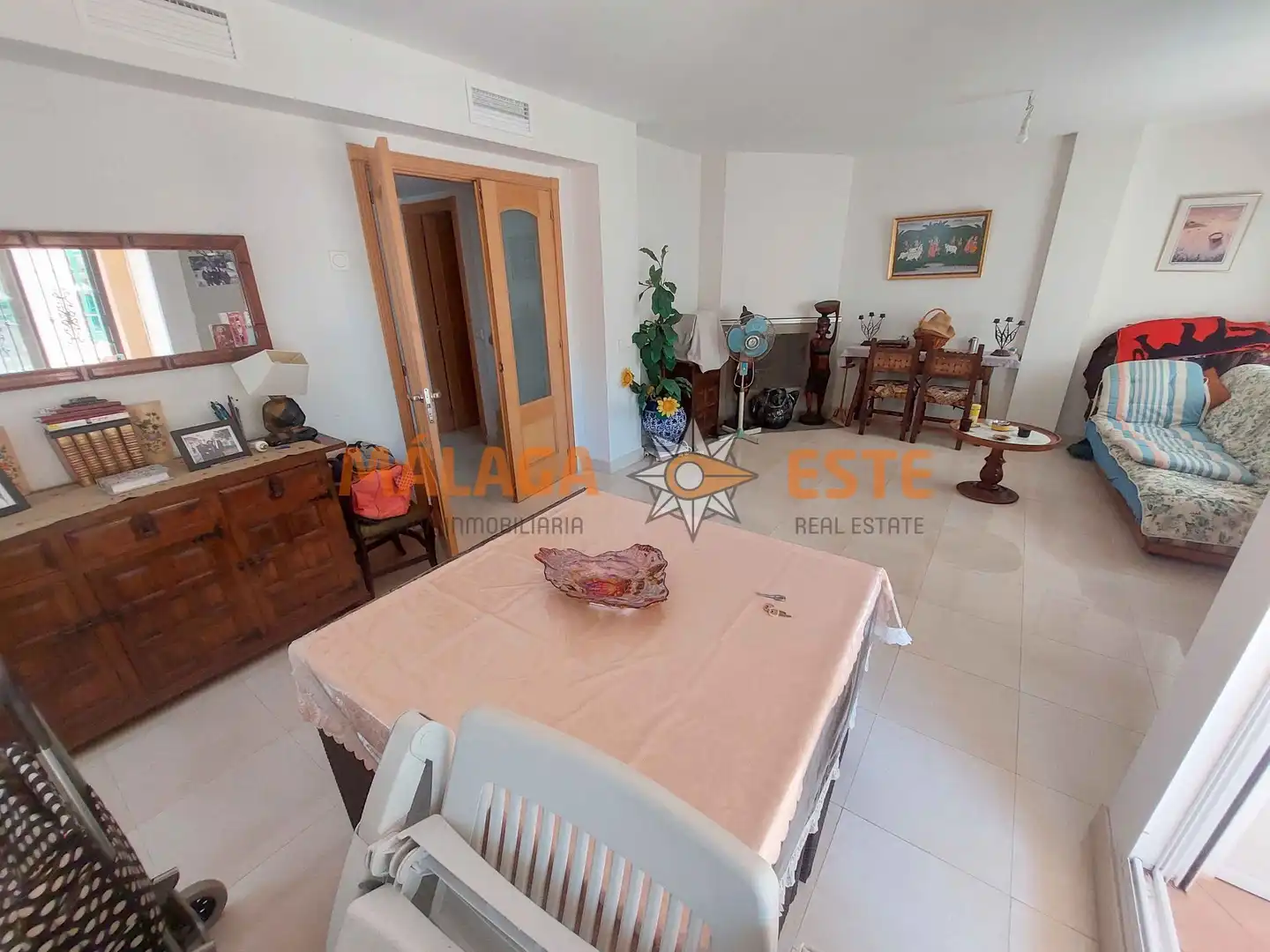 Vista exterior de Casa o xalet en venda en Vélez-Málaga amb Terrassa i Traster
