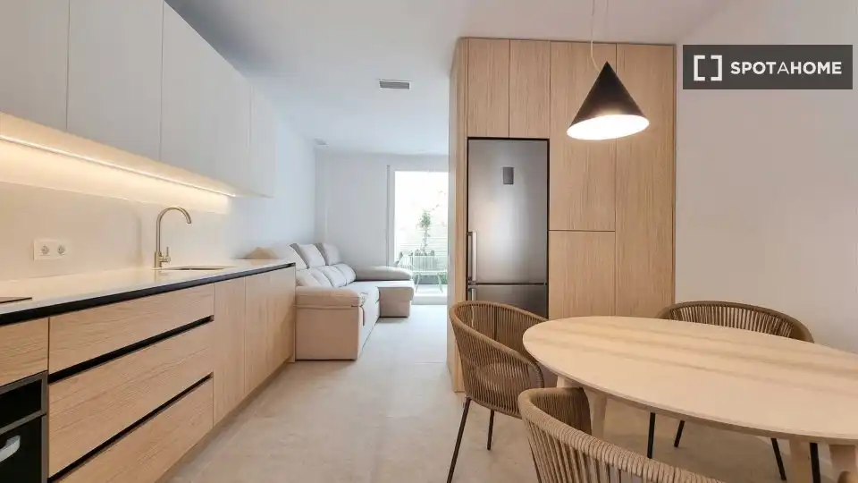 Cuina de Apartament per a compartir en Molina de Segura amb Aire condicionat, Terrassa i Moblat