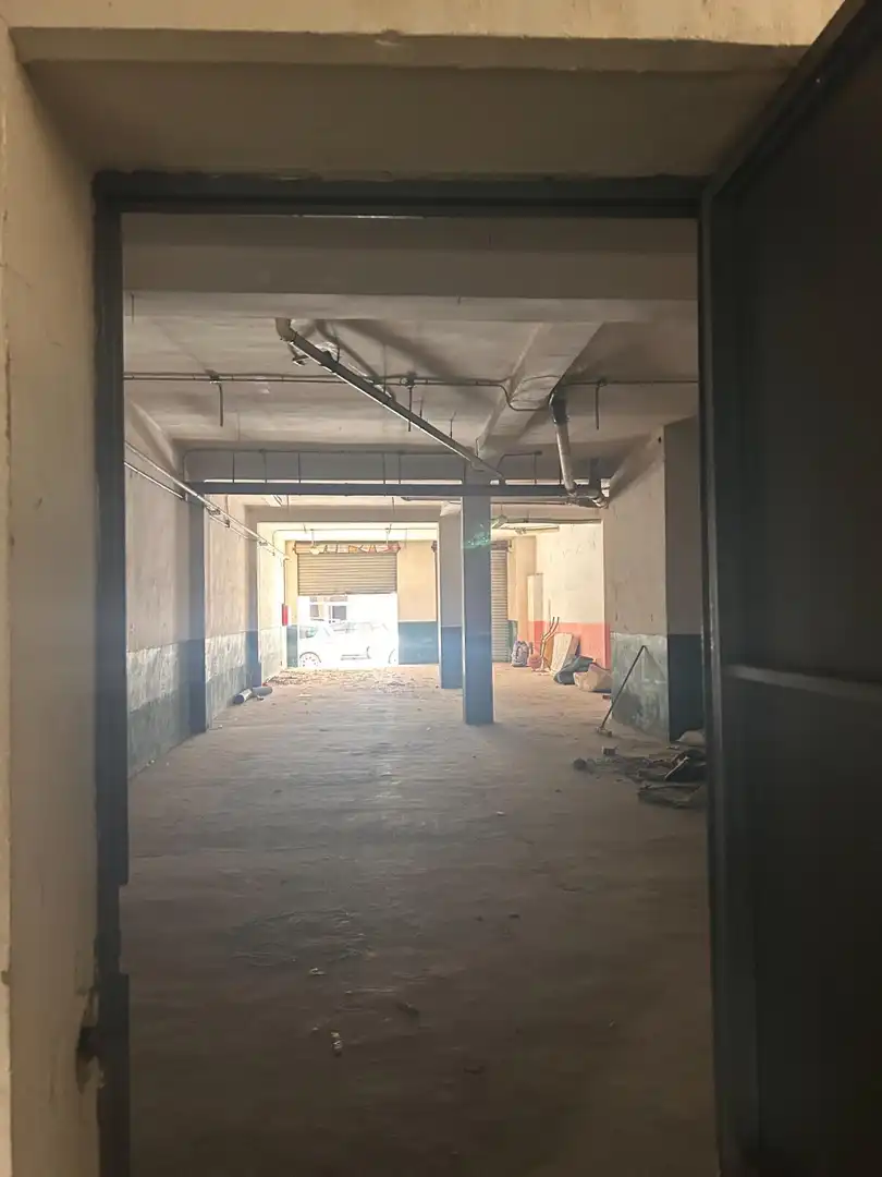 Local comercial en venda a Calle del Poeta Navarro Cabanes 8, imagen 20