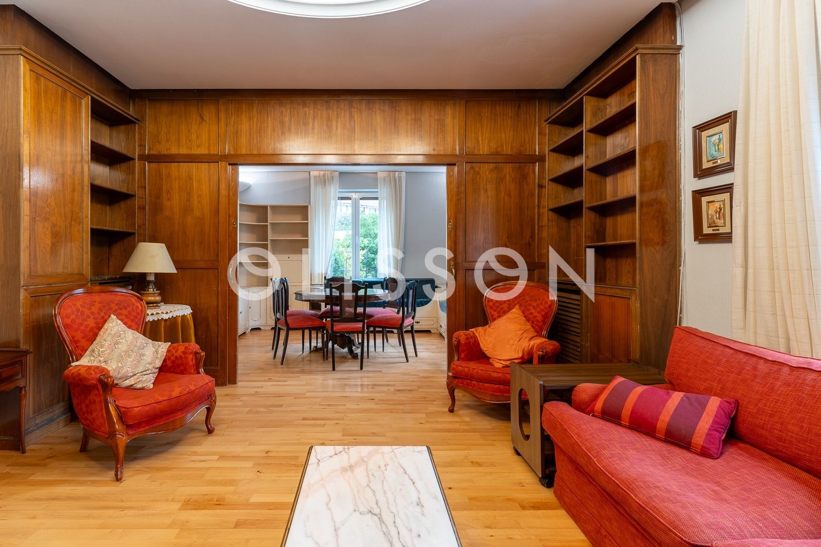 Sala d'estar de Pis en venda en  Madrid Capital amb Calefacció i Moblat