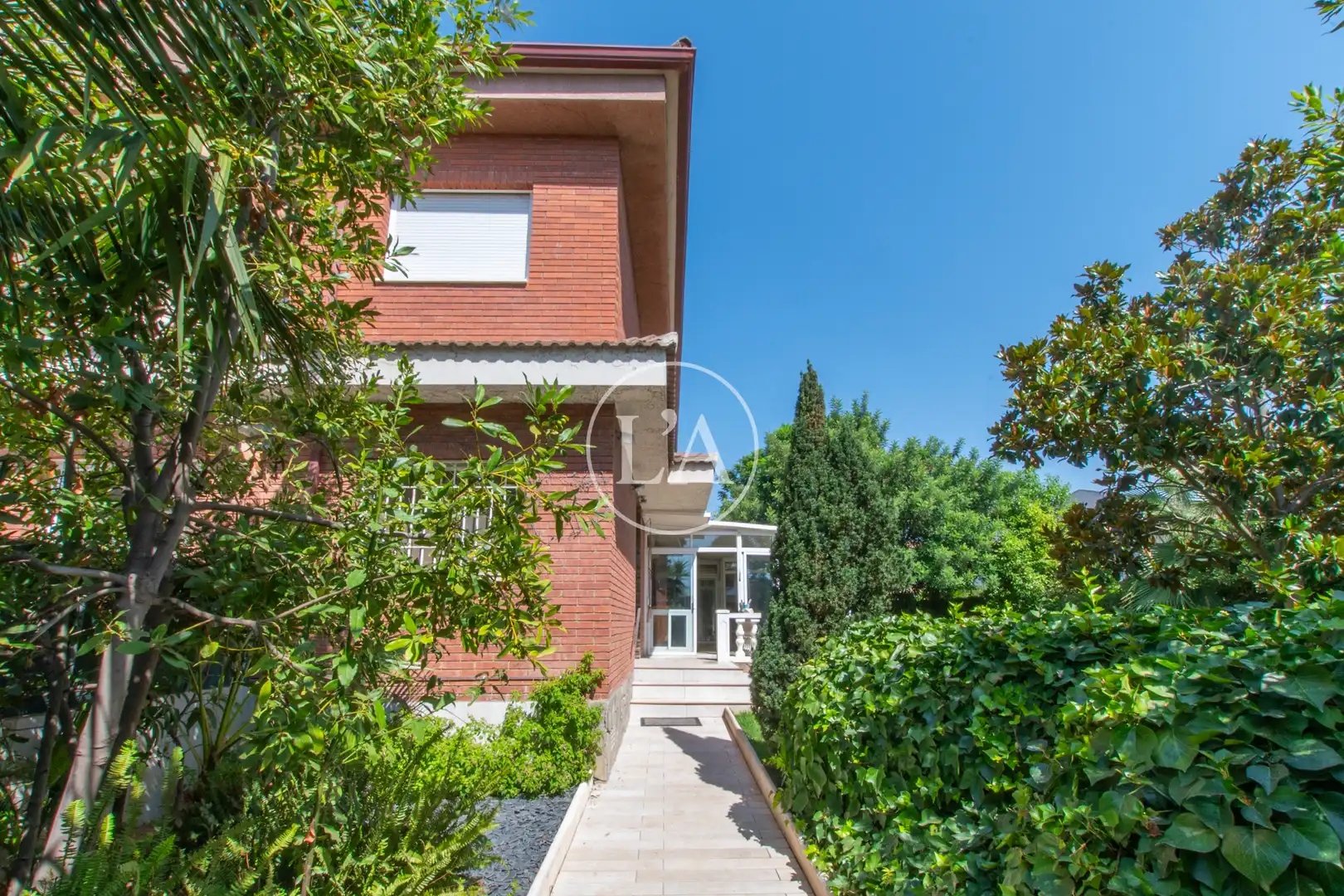 Semi-detached house with terrace for sale in Carrer d'Alexandre Galí, imagen 52