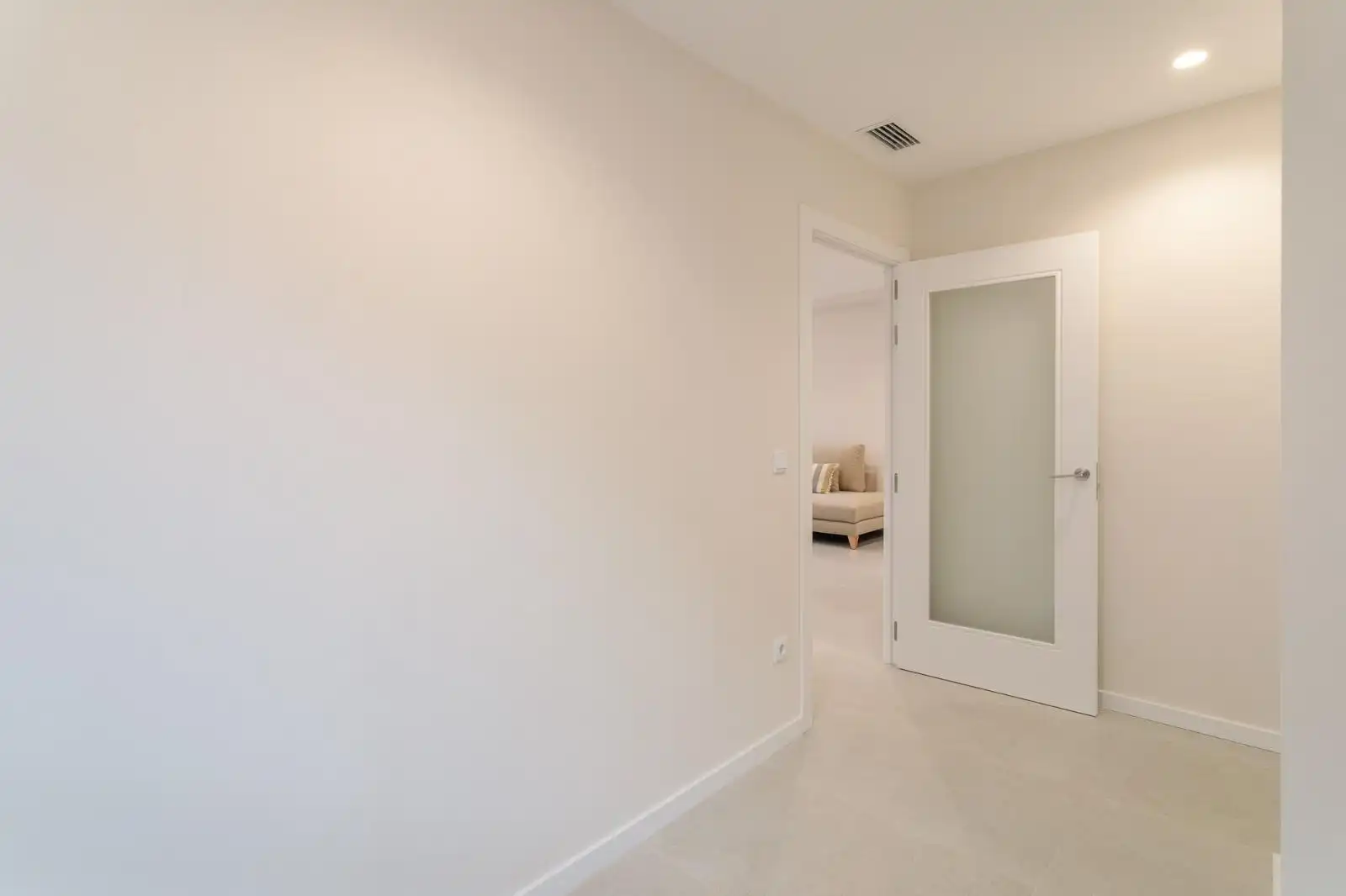 Flat for rent in Elche / Elx  with Air Conditioner, Parquet flooring and Furnished