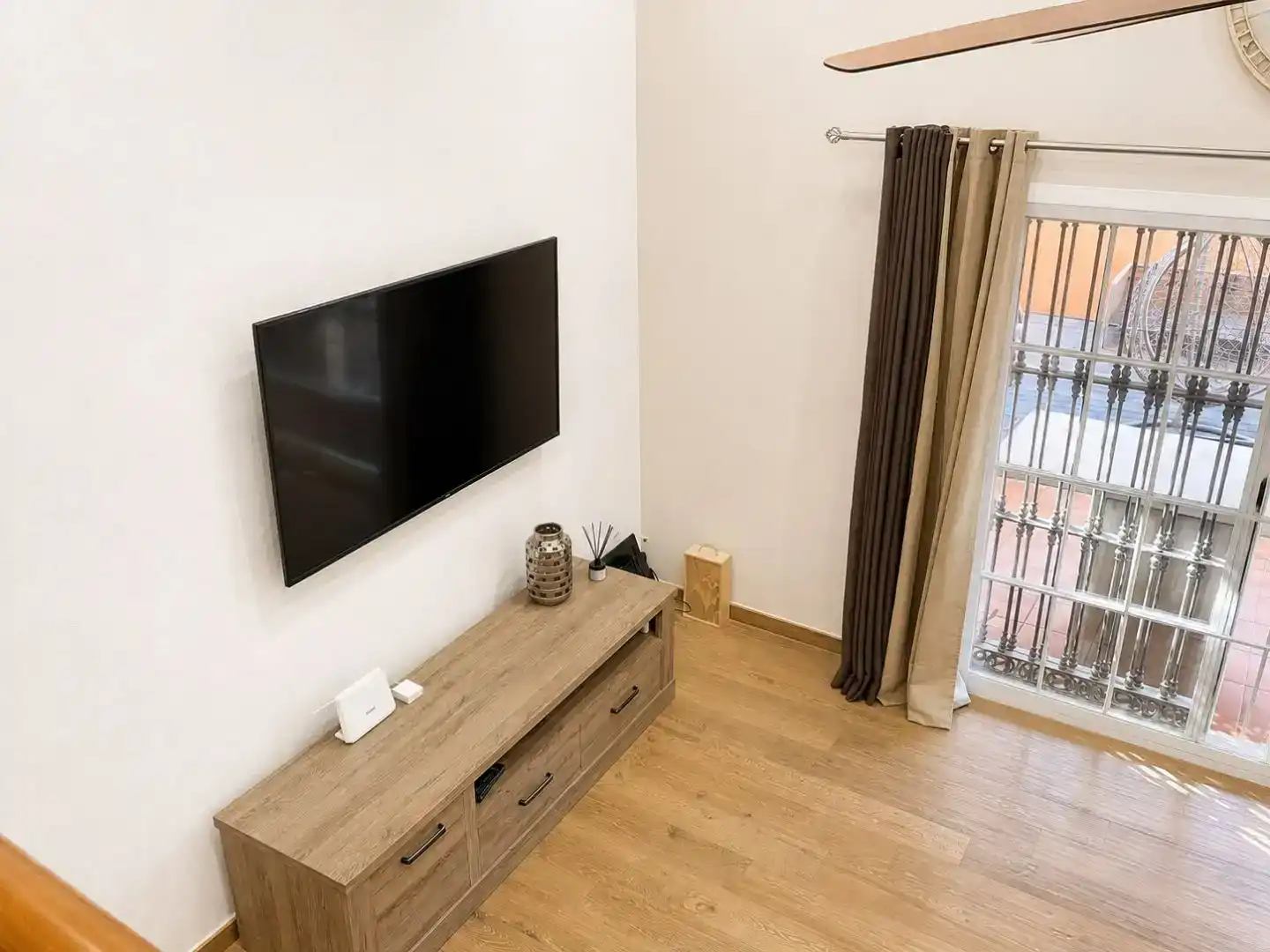 Sala de estar de Casa o chalet en venta en Benalmádena con Aire acondicionado, Piscina y Balcón