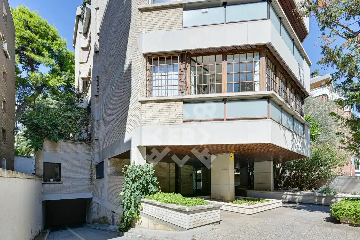 Vista exterior de Pis en venda en Barcelona amb Aire condicionat, Calefacció i Terrassa