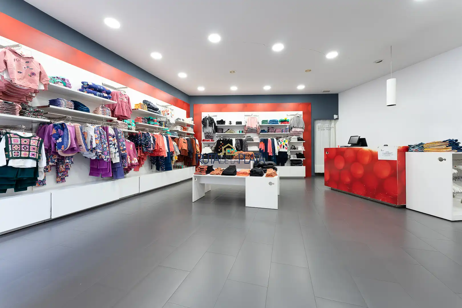 Commercial properties for rent in Zamora Capital   with Air Conditioner and Heating