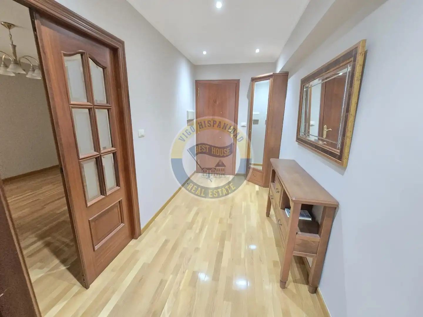 Piso de alquiler en Vigo  con Calefacción