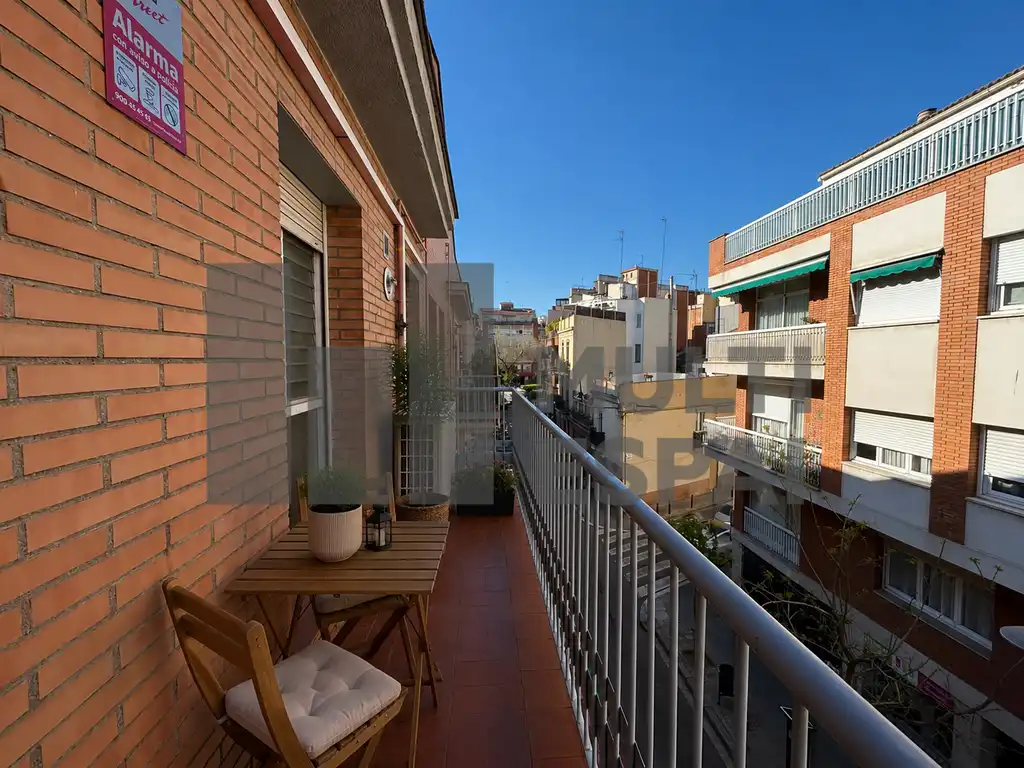 Terrassa de Pis en venda en Barcelona amb Aire condicionat, Terrassa i Traster