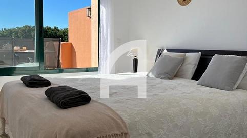 Foto 3 de Piso de alquiler en Los Alises, Cabopino - Artola, Marbella