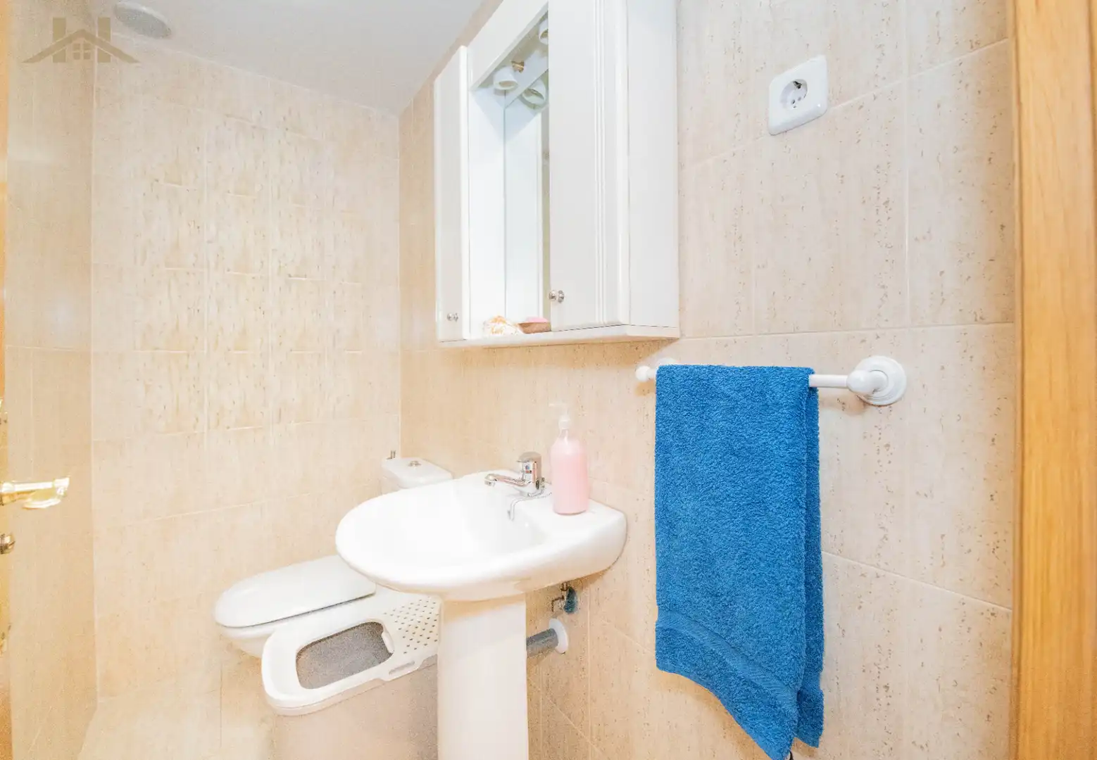 Bathroom of Houses for sale in Móstoles  with Heating, Private garden and Parquet flooring