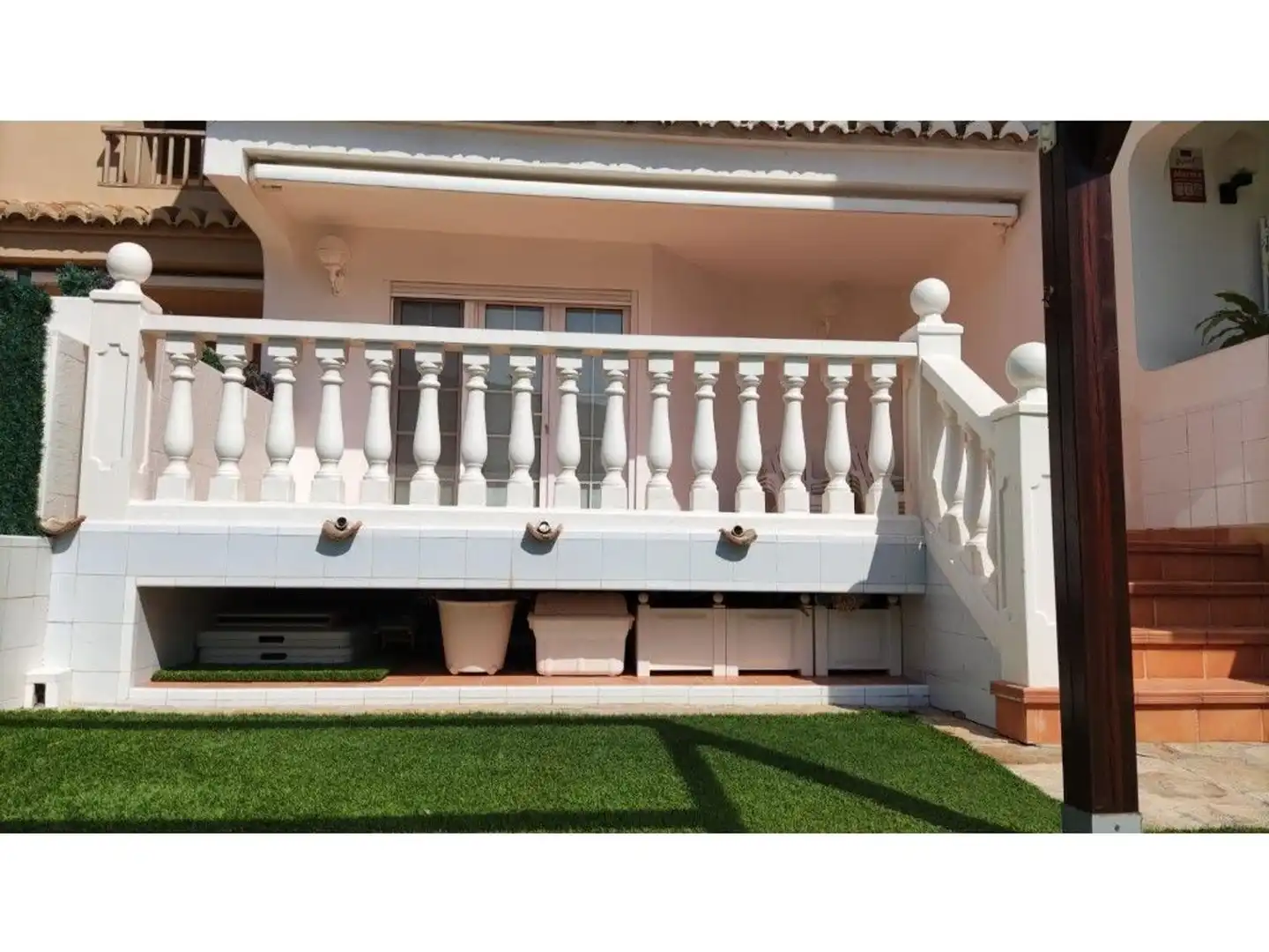 Terraza de Casa adosada en venta en El Puig de Santa Maria con Aire acondicionado, Calefacción y Jardín privado
