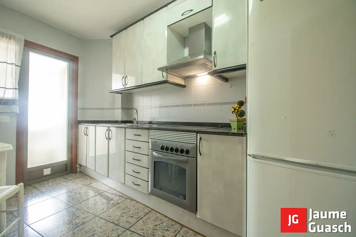 Cuina de Pis en venda en Torredembarra amb Aire condicionat, Calefacció i Terrassa