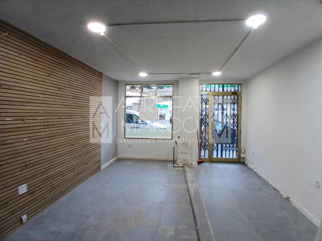 Local comercial en Alquiler en Parque Geólogo José Royo Gómez