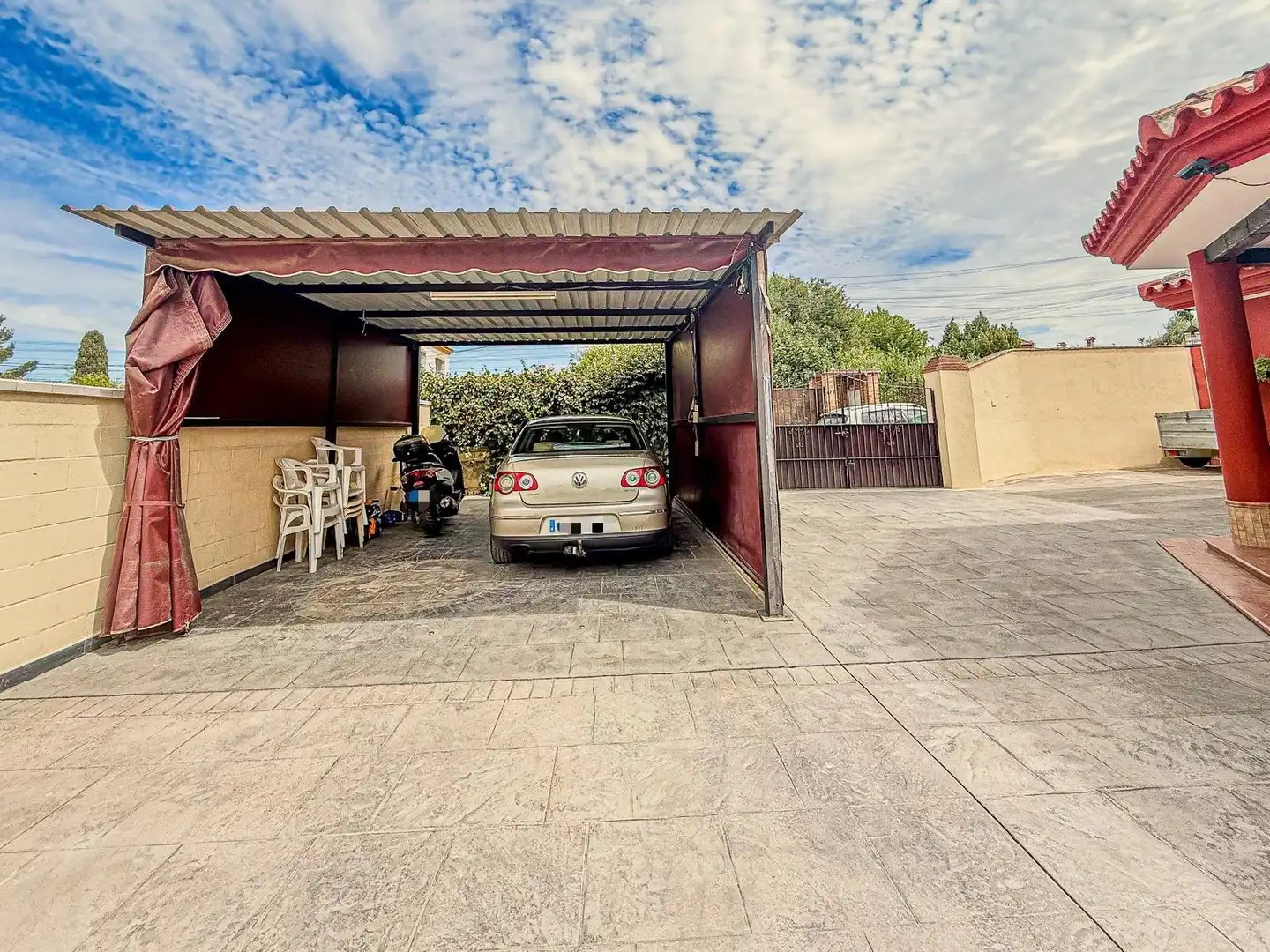 Parking de Casa o chalet en venta en Dos Hermanas con Aire acondicionado, Jardín privado y Trastero