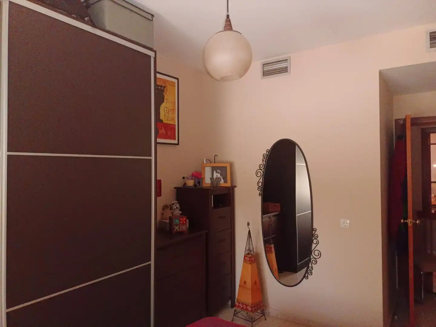 Dormitori de Pis en venda en Sur