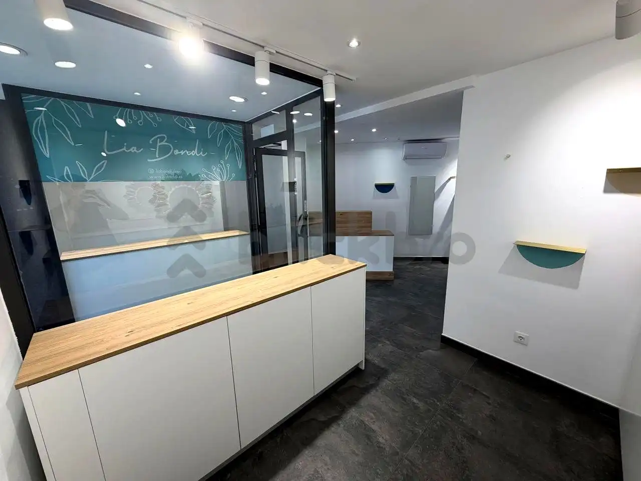 Local en venda en Barcelona amb Aire condicionat
