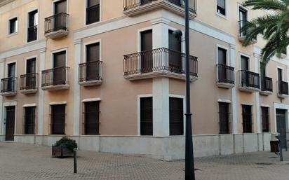 Exterior view of Flat for sale in Dos Hermanas  with Air Conditioner