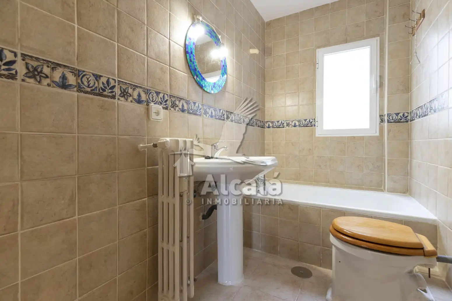 Baño de Piso en venta en Alcalá de Henares con Aire acondicionado, Calefacción y Parquet