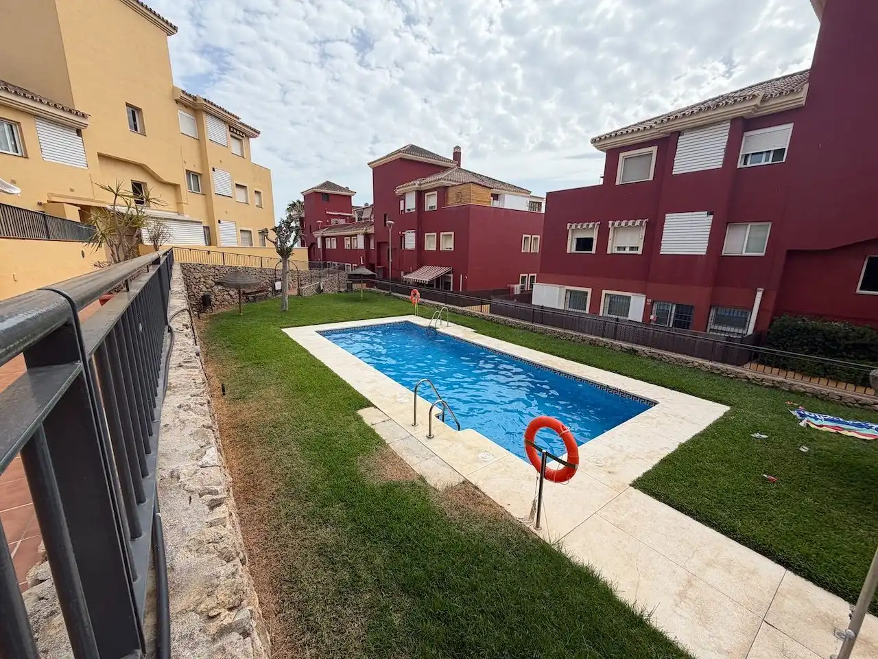 Swimming pool of Flat for rent in Vélez-Málaga  with Community pool