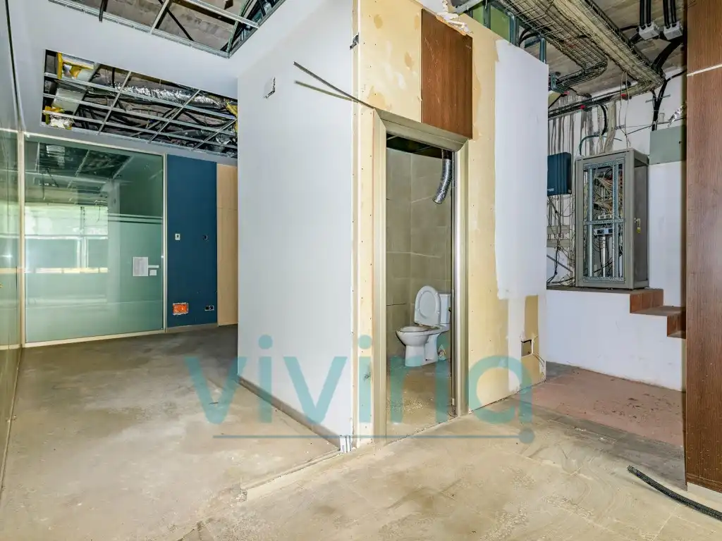 Local comercial de lloguer a Ronda Mijares 81, imagen 7